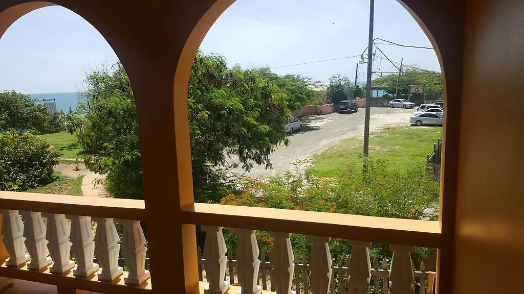 Brytan Villa Treasure Beach 0*,